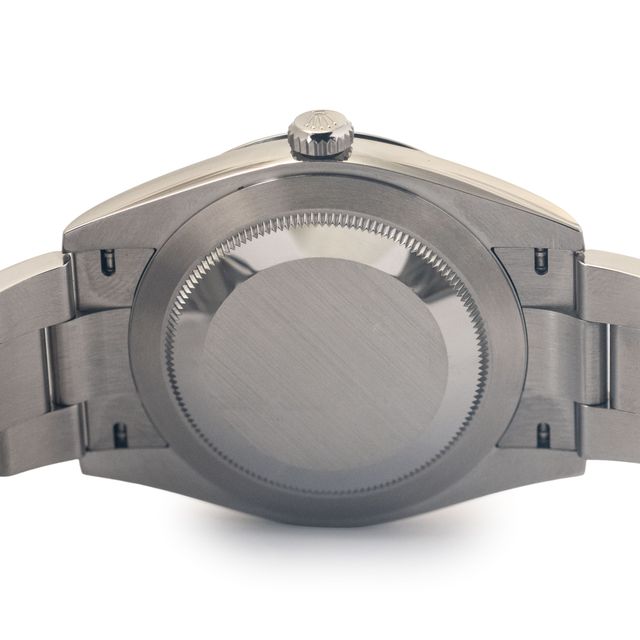 Rolex Oyster Perpetual 124300 Image 4